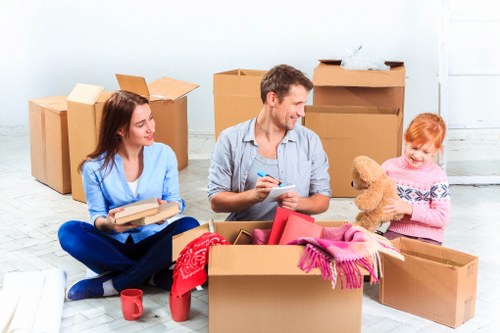 Moving truck service for South Hackney homes and local streets
