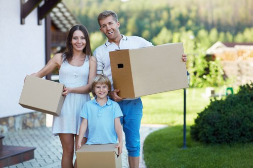 Local house removal service planning a move near South Hackney
