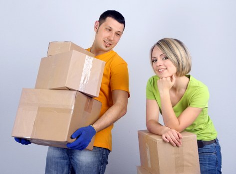 Spacious moving van suited to flats and small businesses in South Hackney